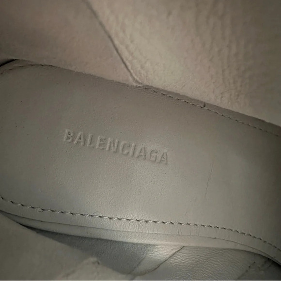 Balenciaga White Glove 80MM Boot - Picture 10 of 12